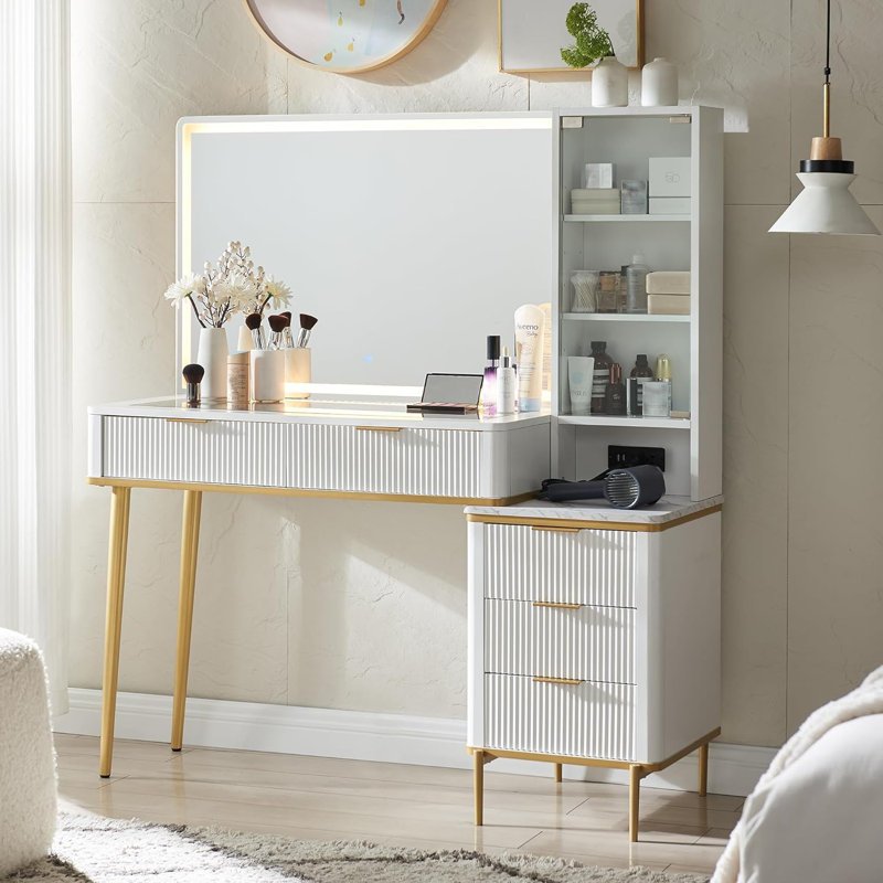 Makeup Vanity with Lighted Mirror